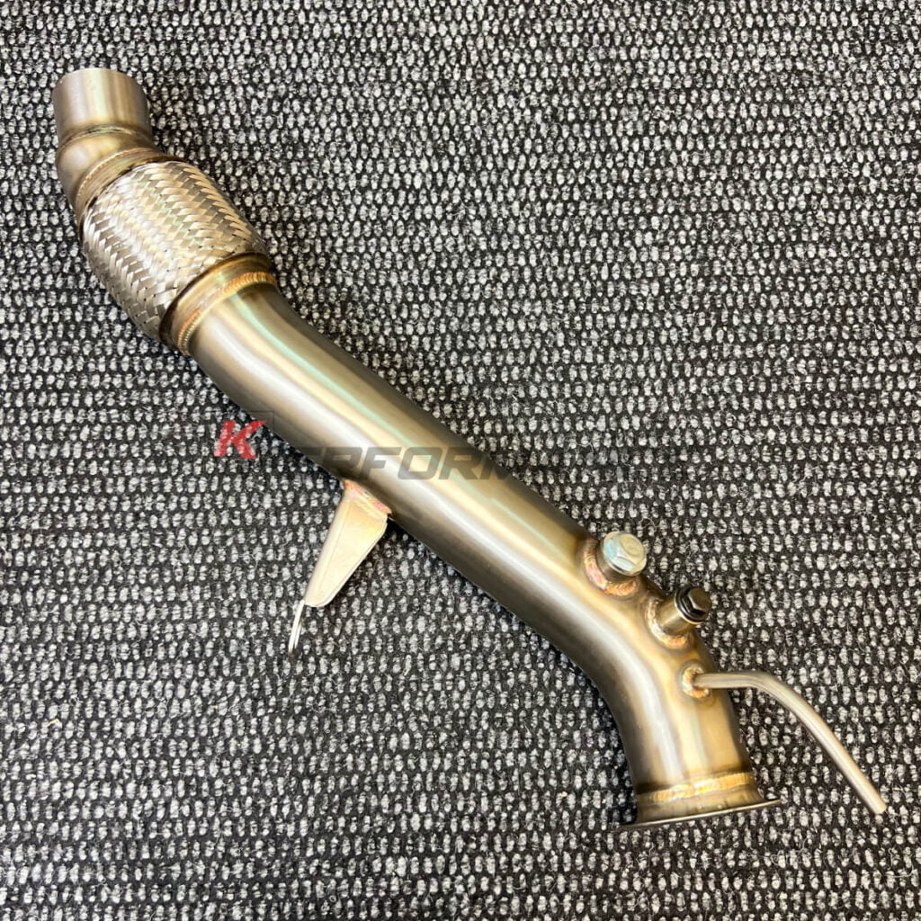 ENGINE AIR INTAKE HOSE PIPE FOR BMW 3 SERIES E90 E91 M47N2 318d 320d 13717795284