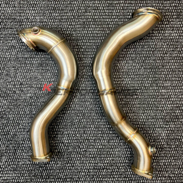 High-quality downpipe for BMW E82 E88 135i with N54 engine